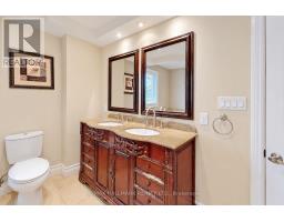 Den - 28 Lake Avenue, Richmond Hill, ON L4E3G3 Photo 6