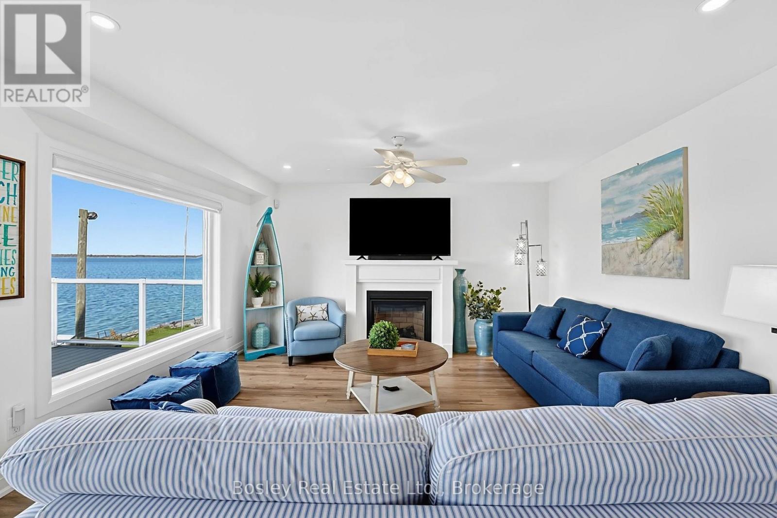 42 Robins Point Road, Tay photo 10