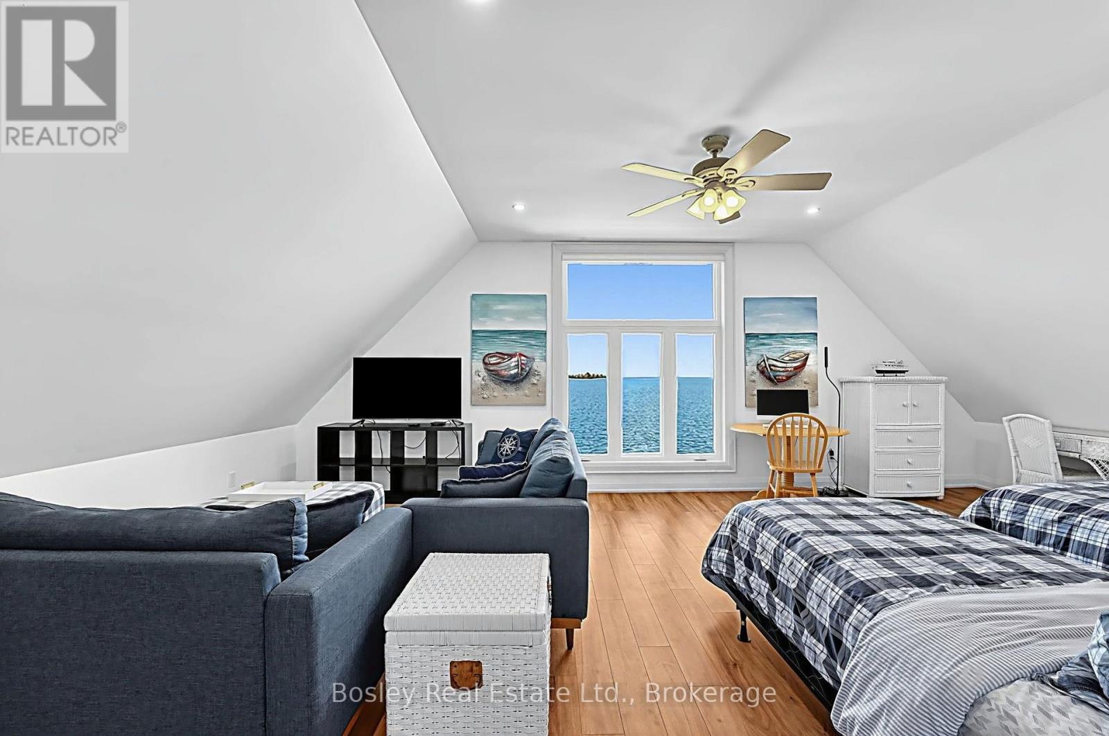 42 Robins Point Road, Tay photo 21
