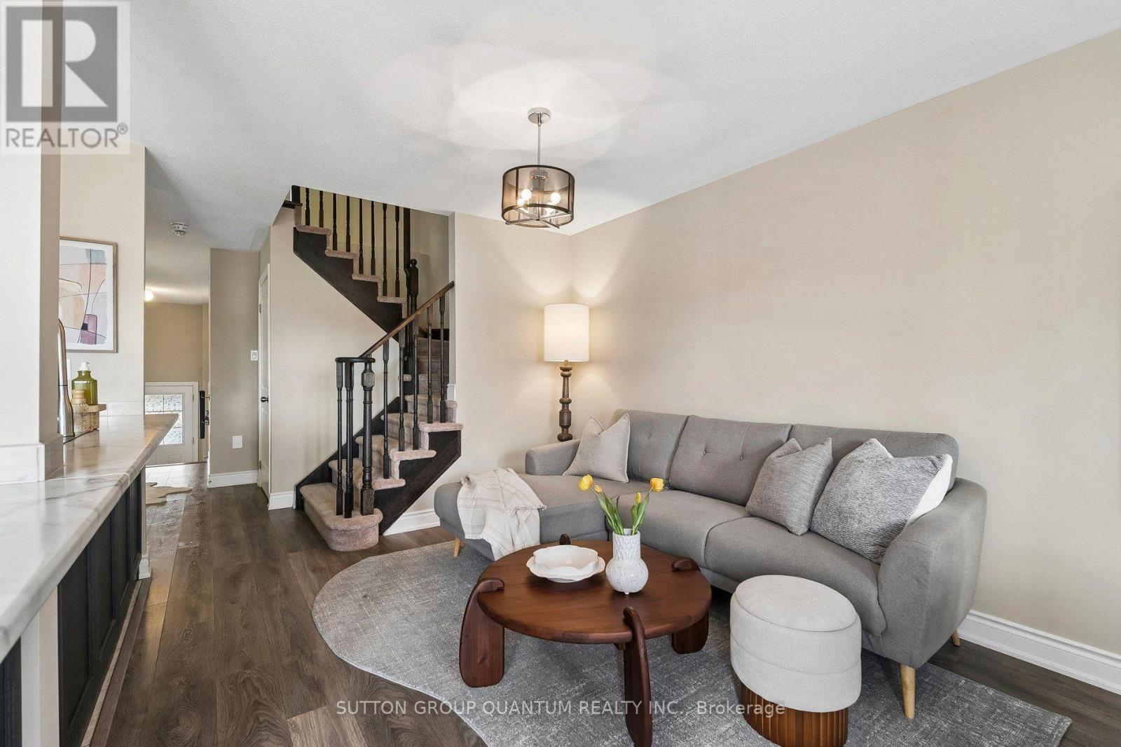 26 Robertson Street, Collingwood, ON photo 4