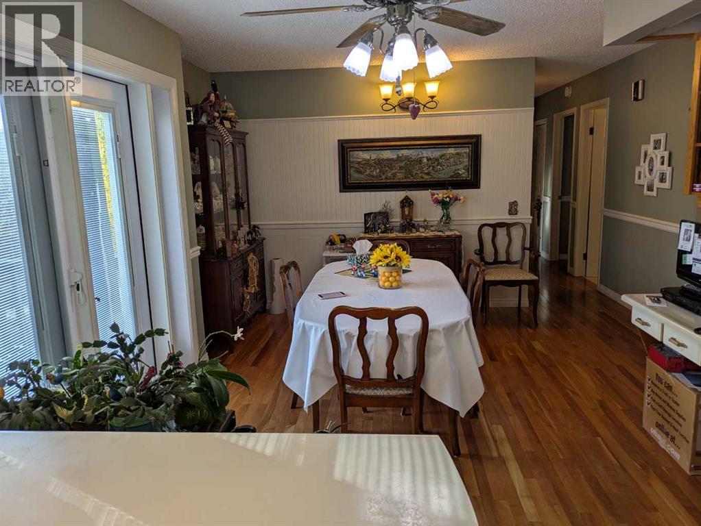 1009 22 Avenue, Coaldale — photo 17