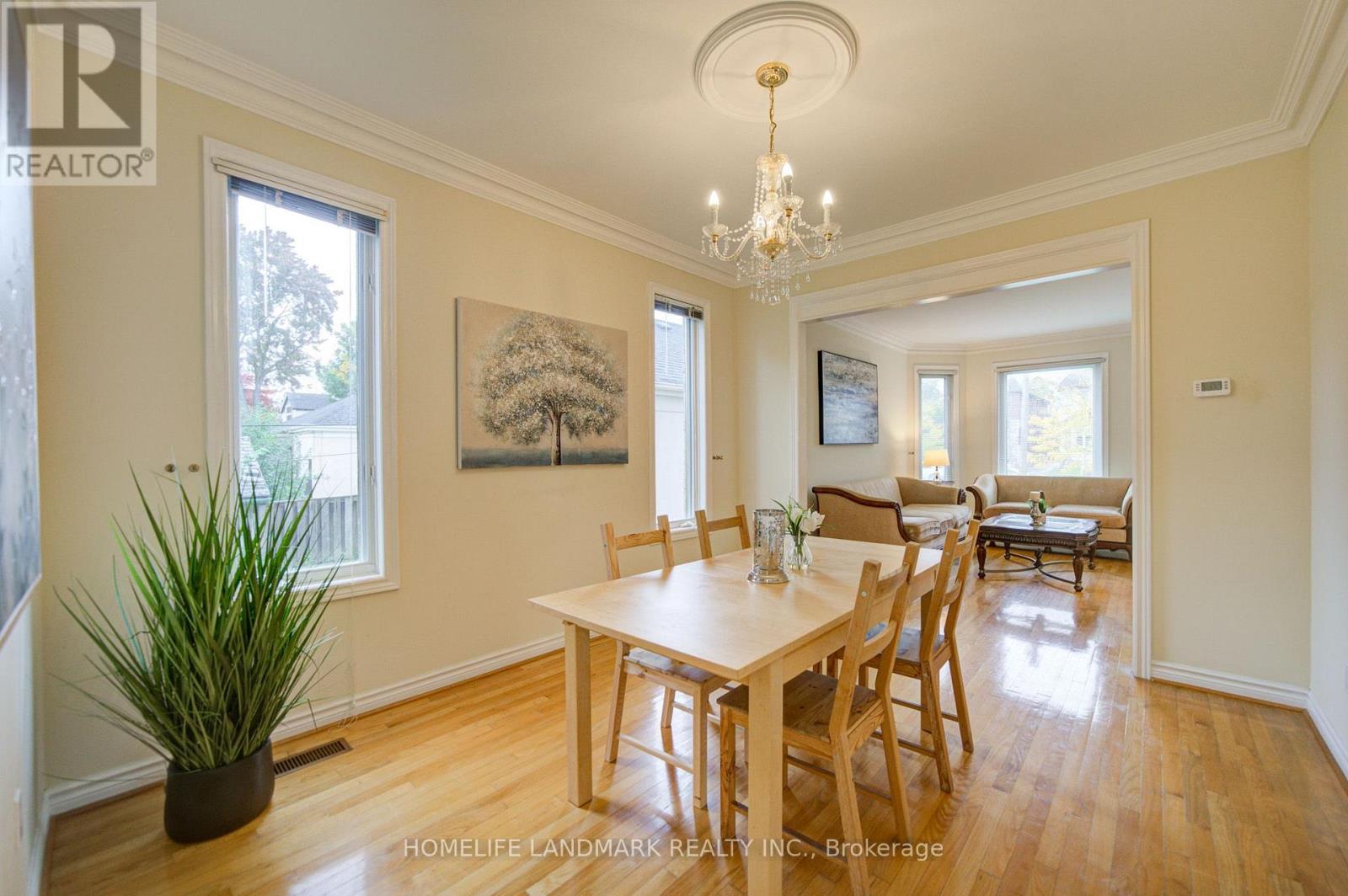 182 FINCH AVENUE E - 12