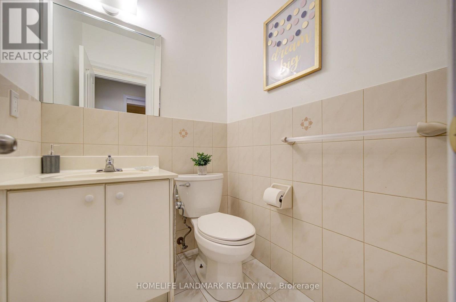 182 FINCH AVENUE E - 22