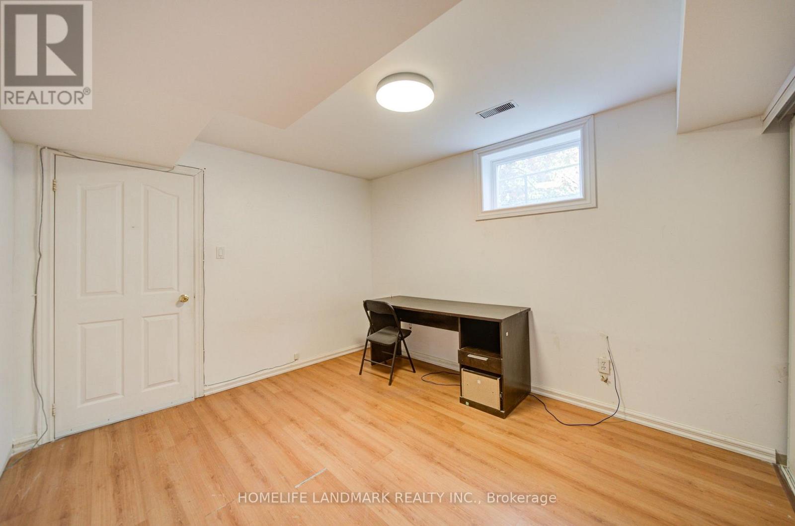 182 FINCH AVENUE E - 40