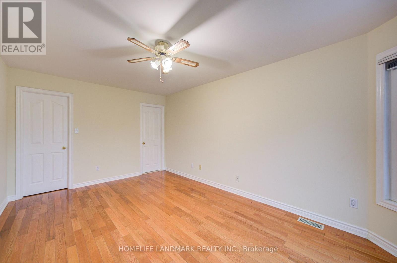 182 FINCH AVENUE E - 29
