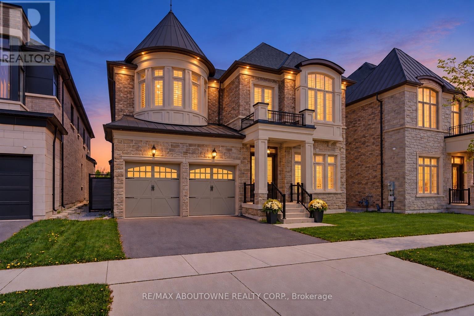 2359 Saw Whet Boulevard, Oakville, ON photo 2