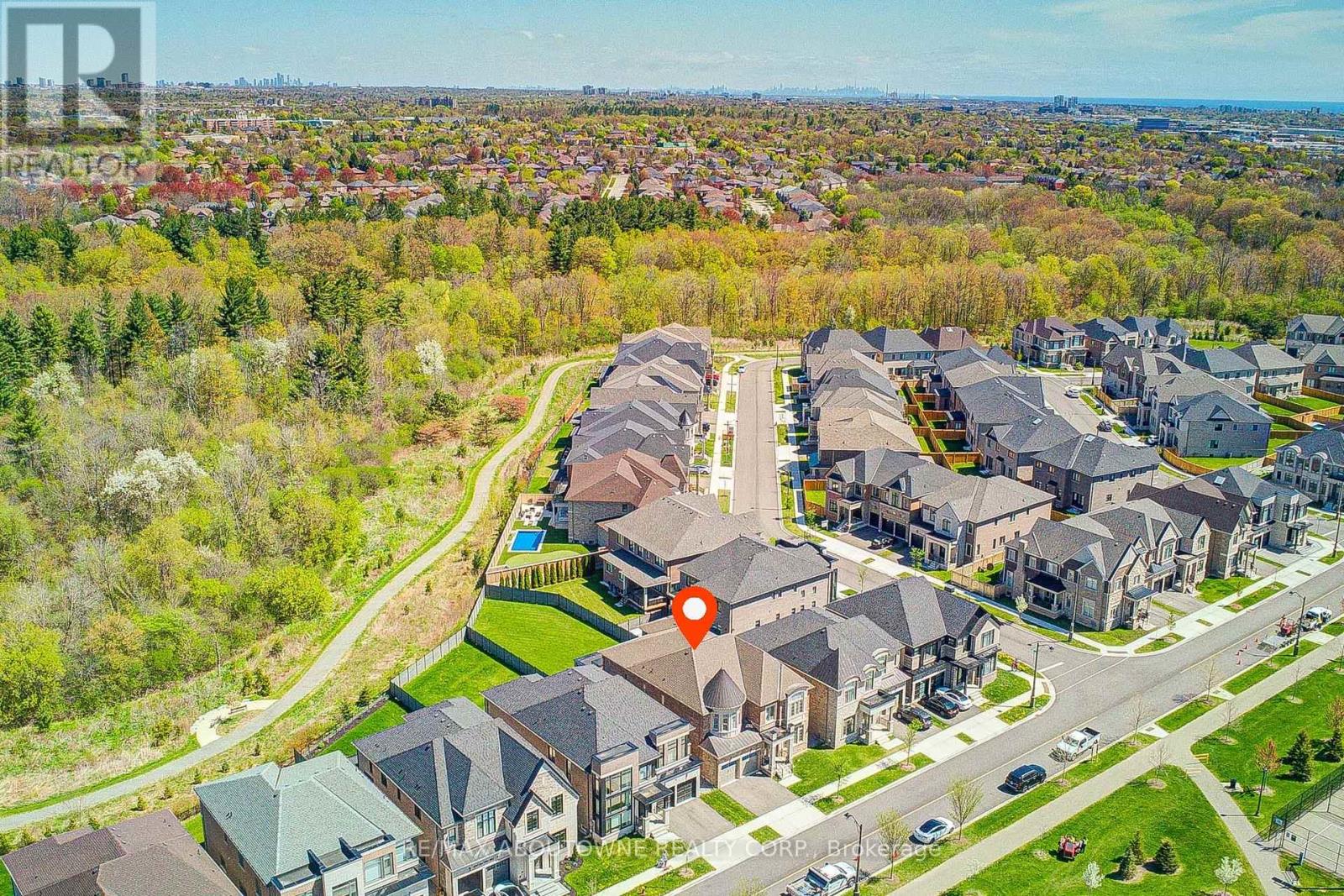 2359 Saw Whet Boulevard, Oakville, ON photo 4