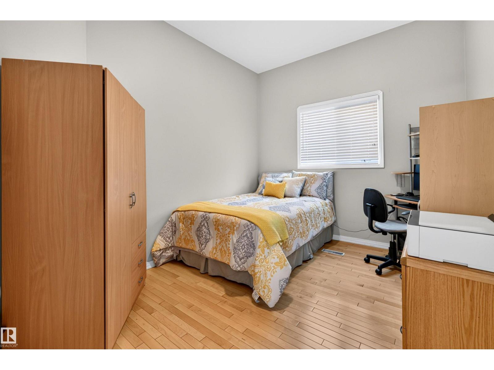 1 Onesti PL, St. Albert — photo 30