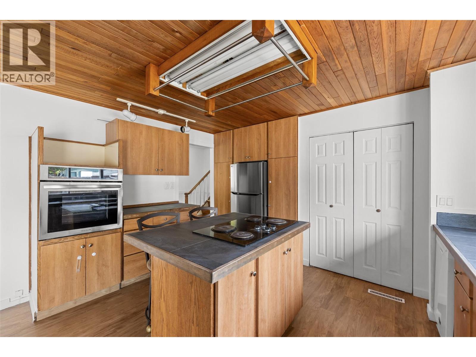 3558 Old Okanagan Highway - 14