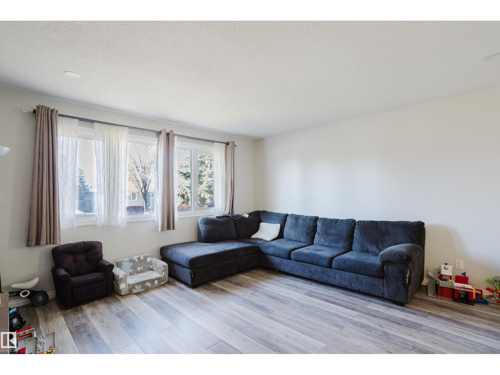 67 STARLING DR, Sherwood Park — photo 4