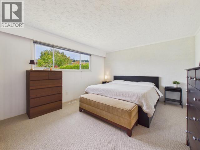 4064 WESTVIEW AVE, Powell River - Image 1