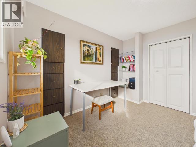 4064 WESTVIEW AVE, Powell River - Image 1
