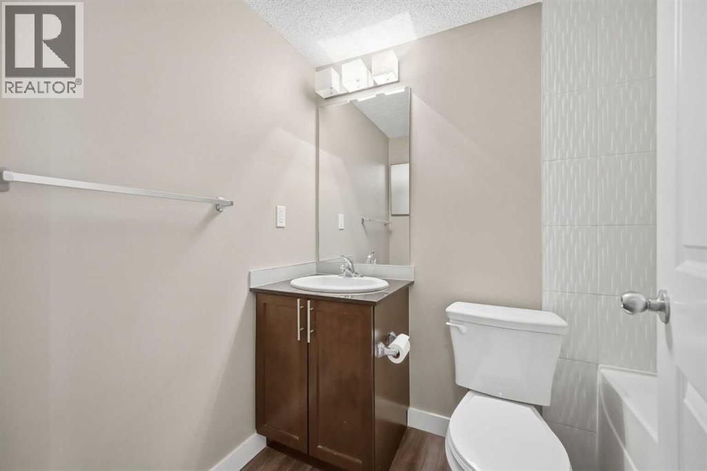 504, 10 Kincora Glen Park NW photo 11