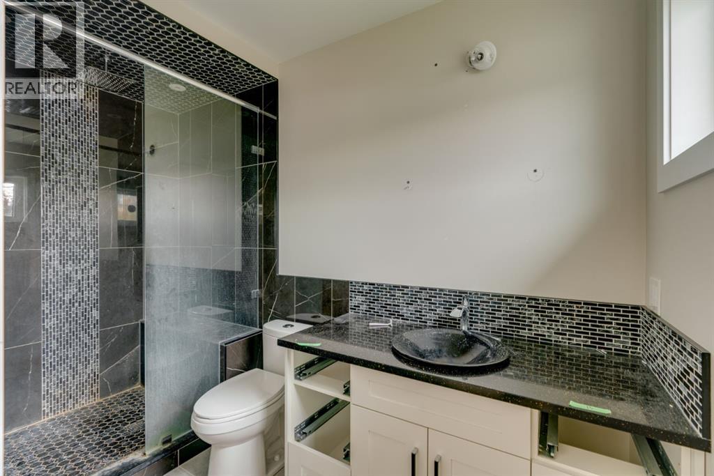 4947 10 Avenue SW, Calgary — photo 21