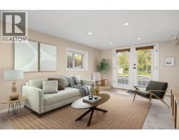 1085 Hulford St, Saanich, BC V8X3B5 Photo 21