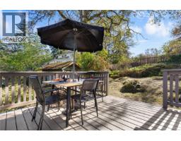 1085 Hulford St, Saanich, BC V8X3B5 Photo 34