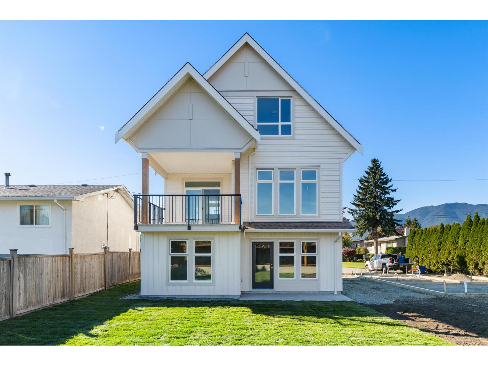 10176 BONAVISTA STREET, Fairfield Island, Chilliwack - Image 1