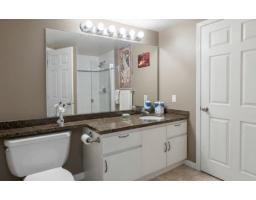 1105 10899 University Drive, Surrey, BC V3T5V2 Photo 6
