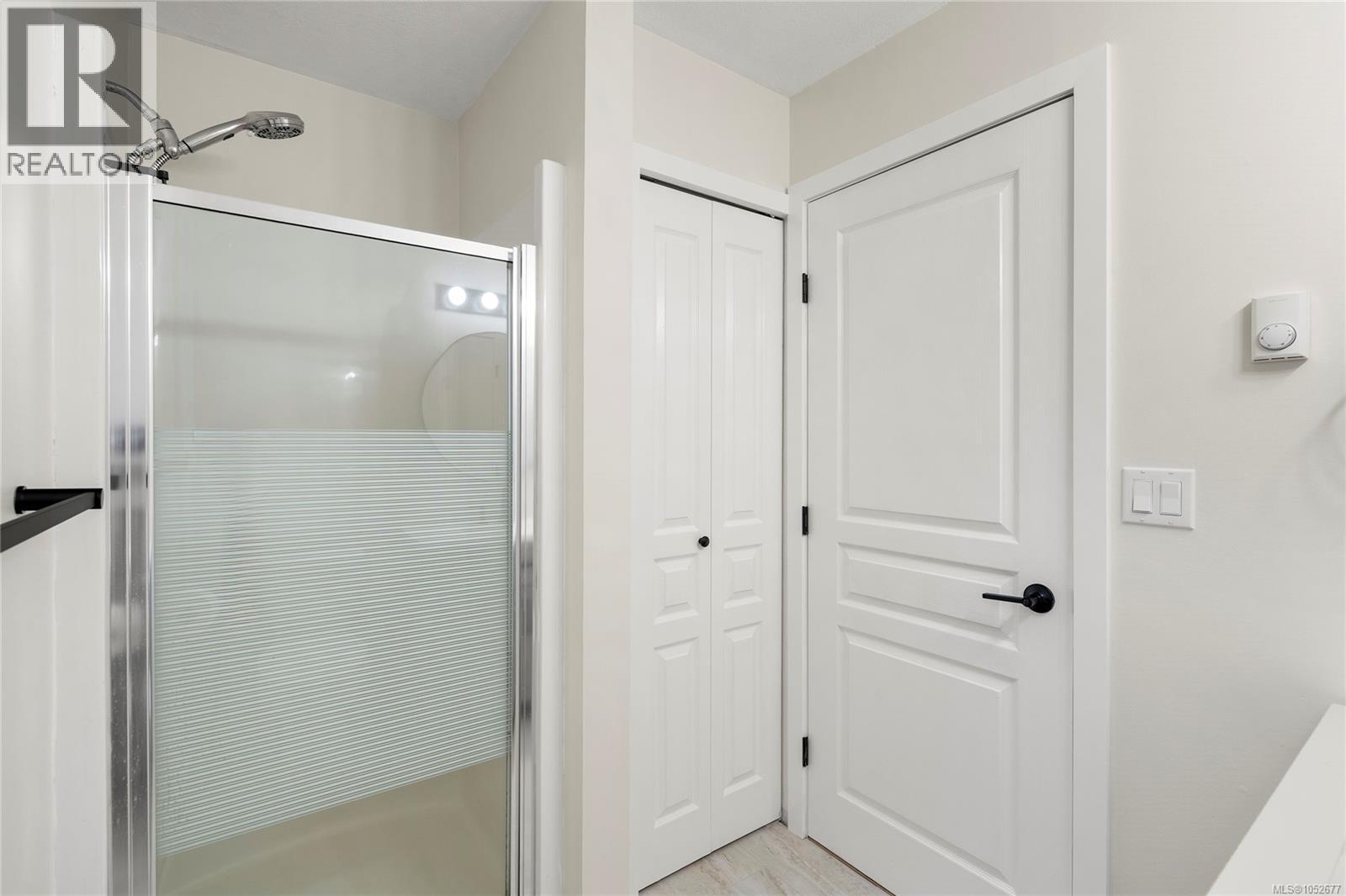 6016 Cedar Grove Dr - 23