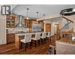 Bedroom - 2, 813 4th Street, Canmore, AB T1W2G9 Photo 6