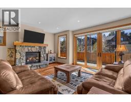 5pc Bathroom - 2, 813 4th Street, Canmore, AB T1W2G9 Photo 11