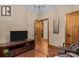 2, 813 4th Street, Canmore, AB T1W2G9 Photo 35