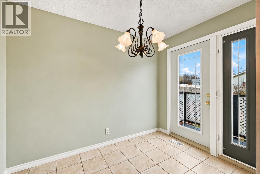 Listing photo – 4612 Womacks, Blackfalds