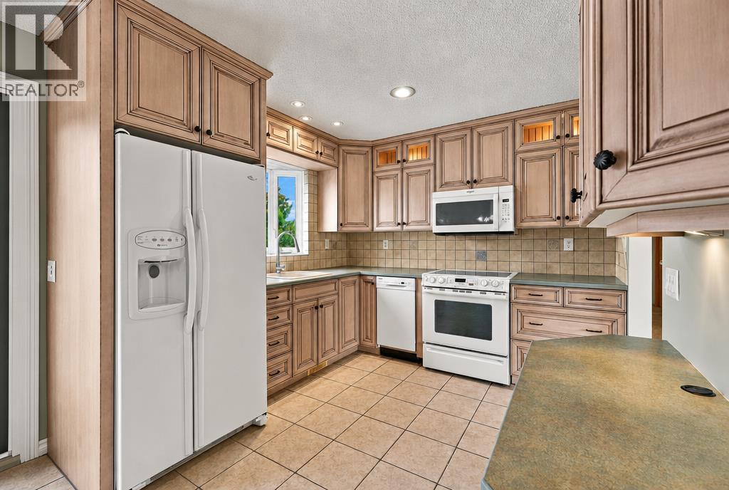 Listing photo – 4612 Womacks, Blackfalds