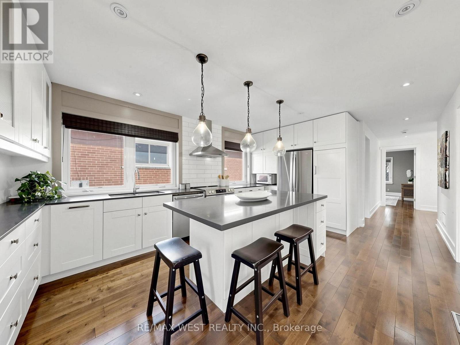 Photo of 151 PALM DRIVE