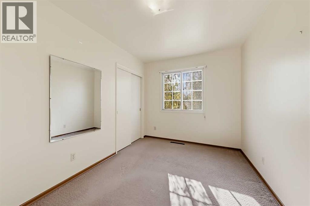 210 2 Avenue SE, High River — photo 24