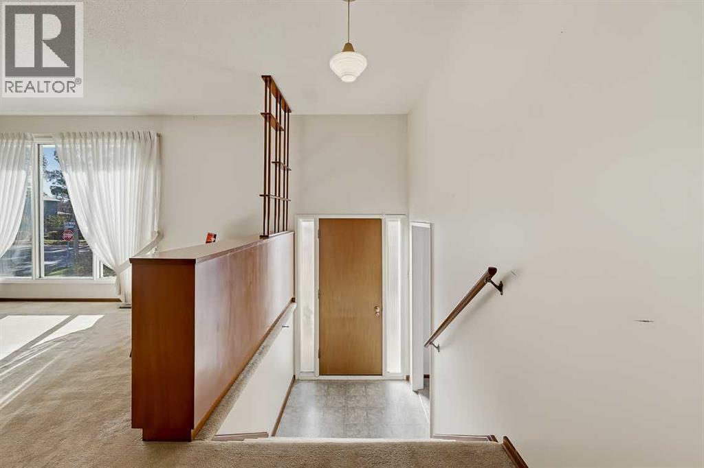 210 2 Avenue SE, High River — photo 3