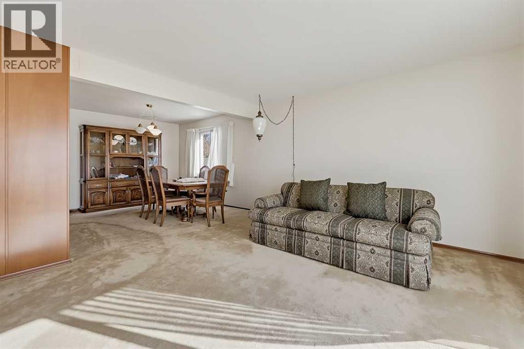 210 2 Avenue SE, High River — photo 5