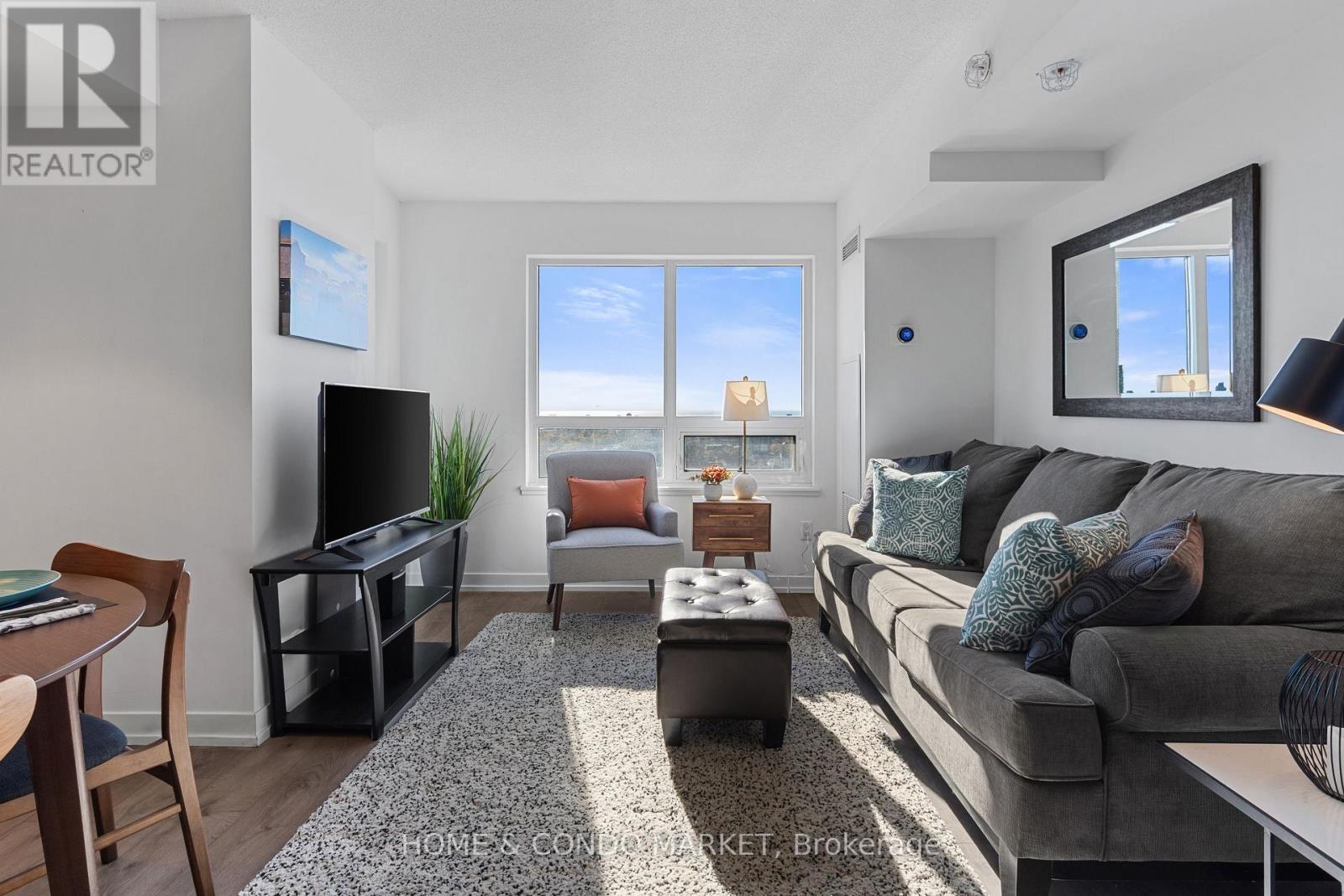 #2404 1410 DUPONT STREET - 15