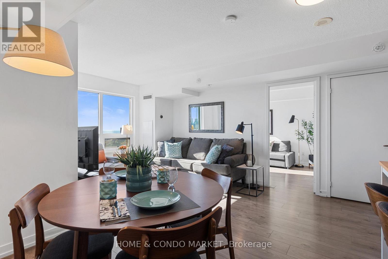 #2404 1410 DUPONT STREET - 14