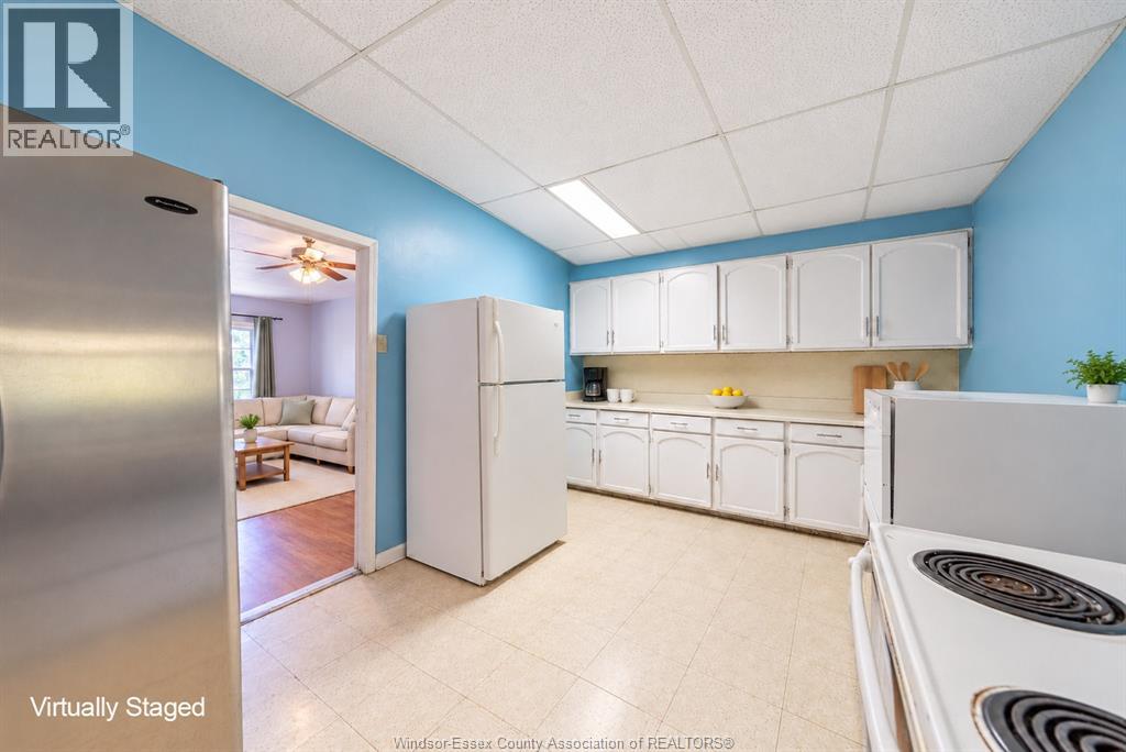 156 ERIE STREET - 8