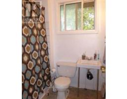 90 Rosemund Crescent, Kingston, ON K7M6Z4 Photo 8