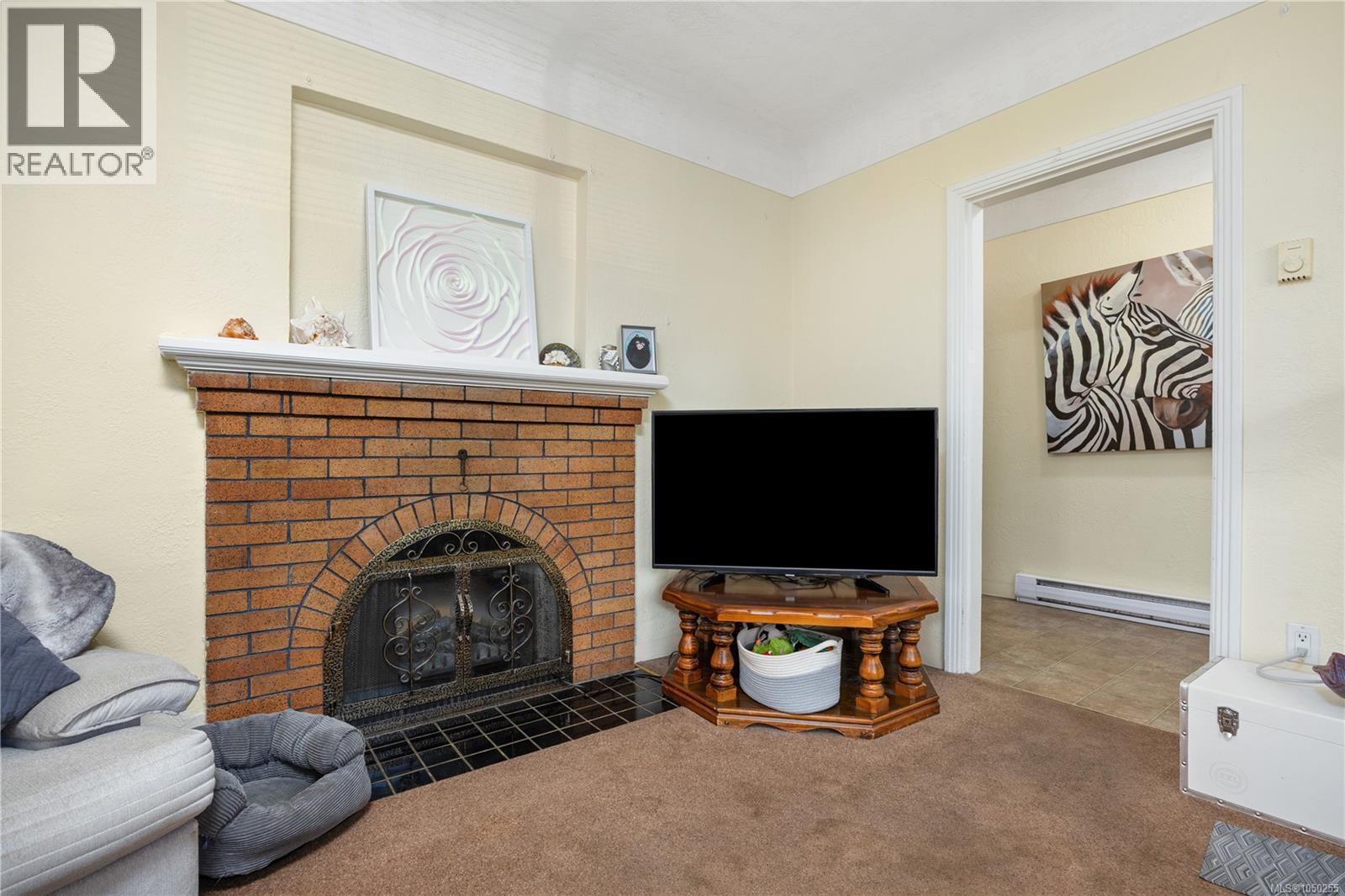  1085 Hulford Street, Saanich