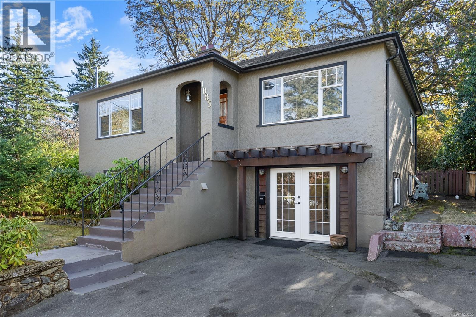  1085 Hulford Street, Saanich