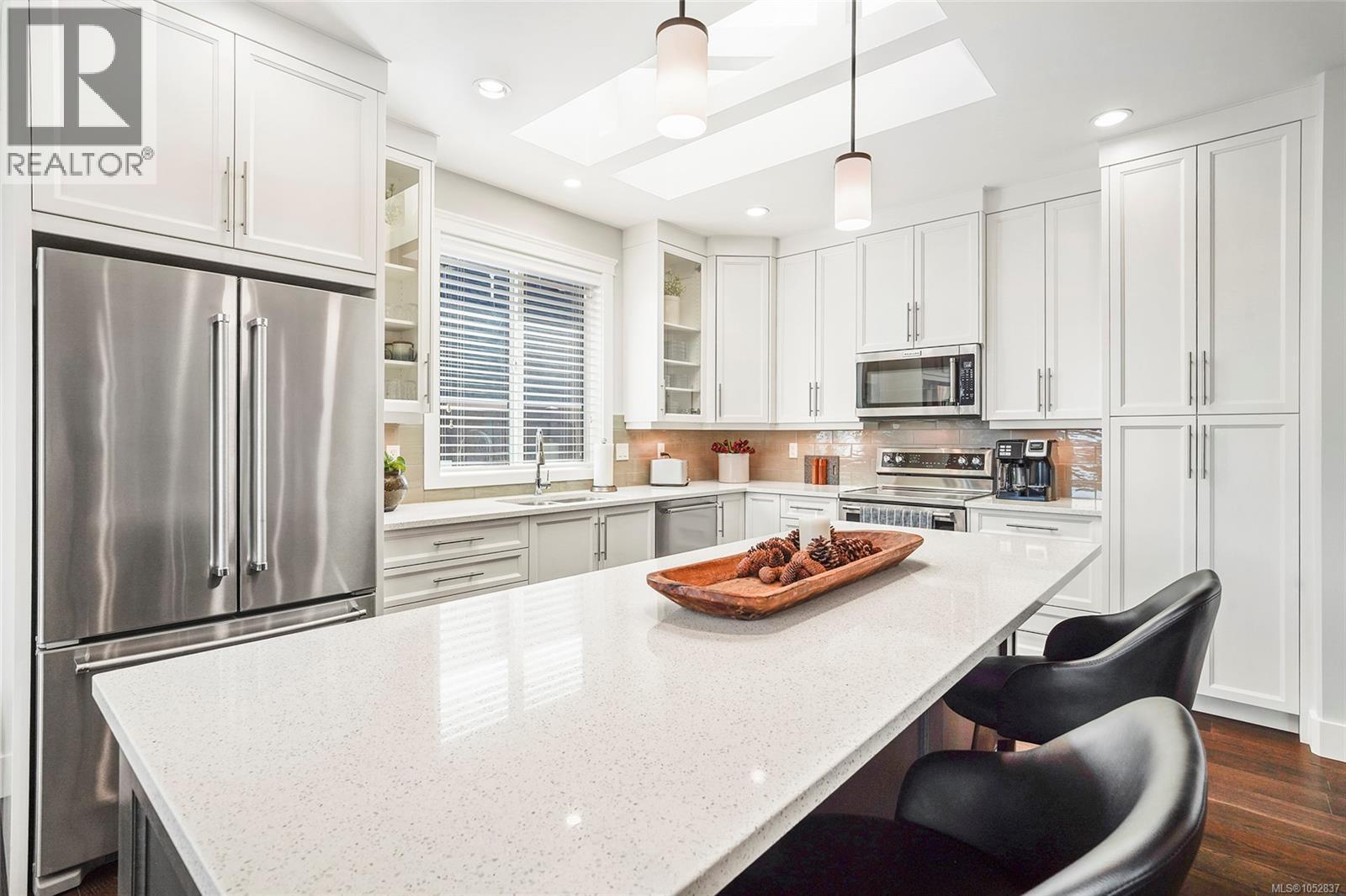 436 Ridgefield Dr - 7