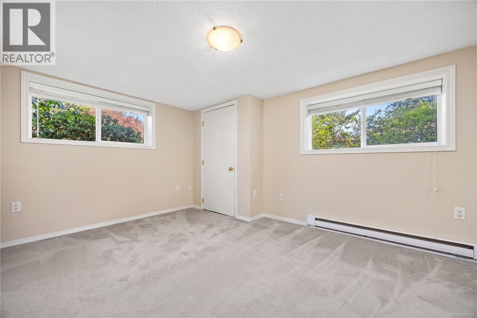 1085 Hulford St - 29