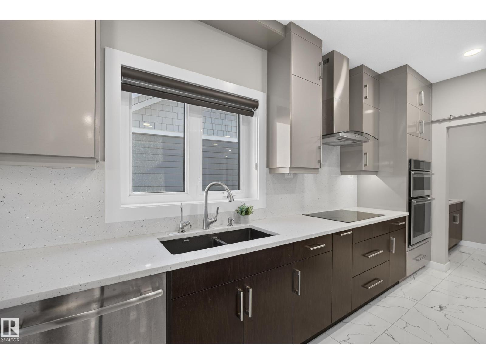 10 LEGACY, St. Albert — photo 14