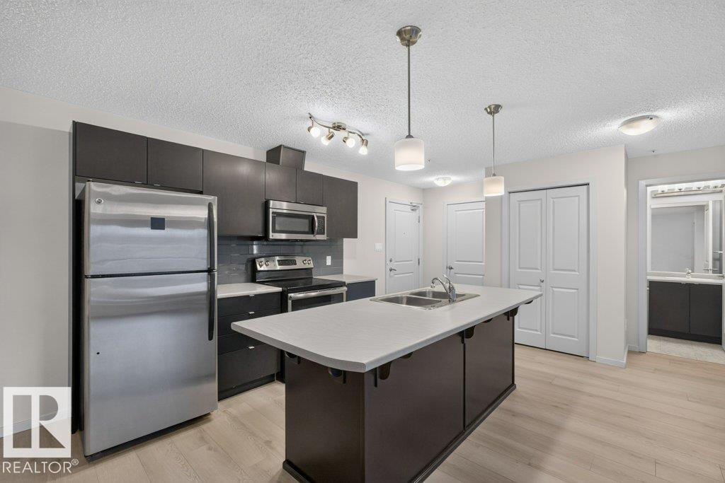 #103 508 ALBANY WY NW, Edmonton