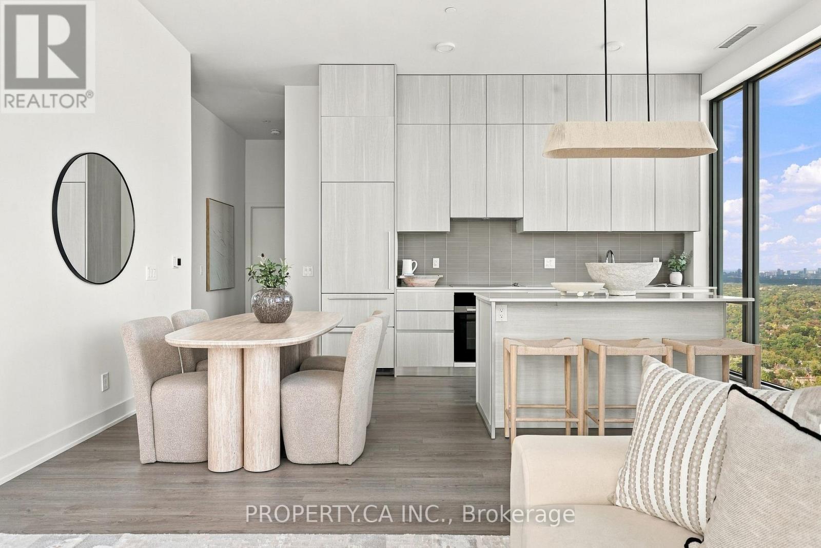 5104- 8 Cumberland Street, Toronto, ON photo 9