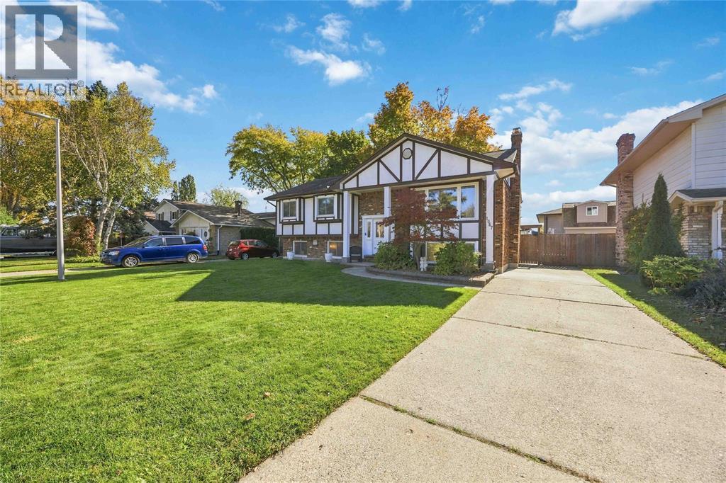 1067 SHEFFIELD STREET, Sarnia — photo 3