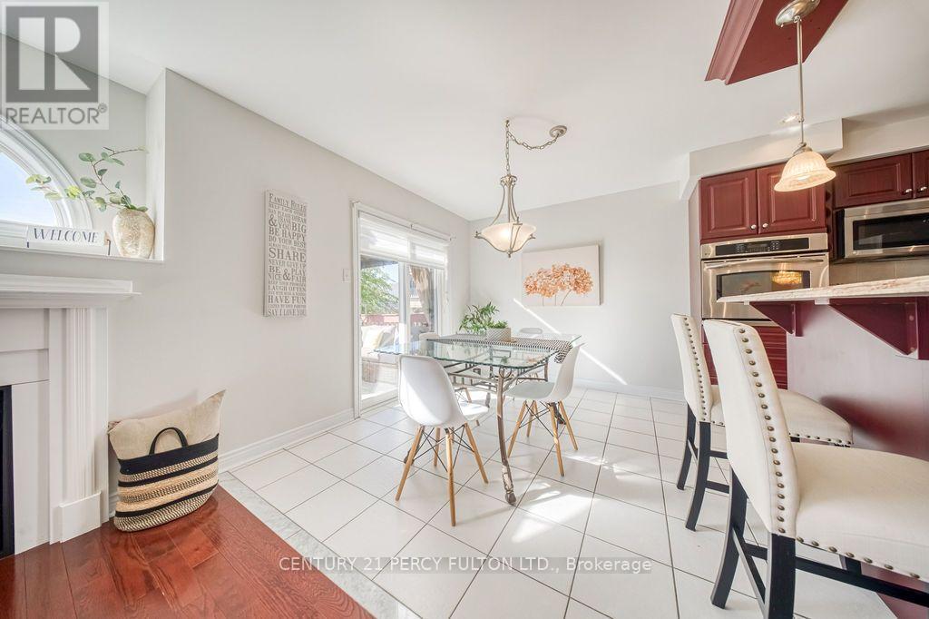 26 Root Crescent, Ajax, ON photo 14
