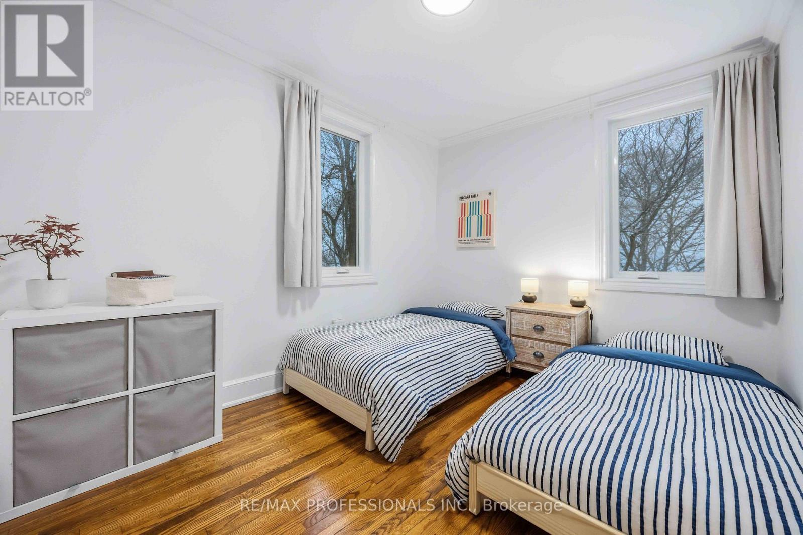 11 Bryant Avenue, Toronto, ON photo 16