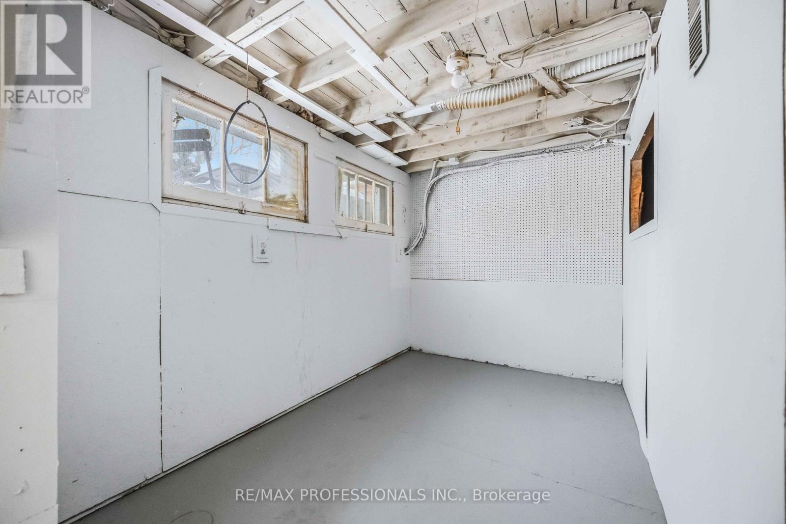11 Bryant Avenue, Toronto, ON photo 19