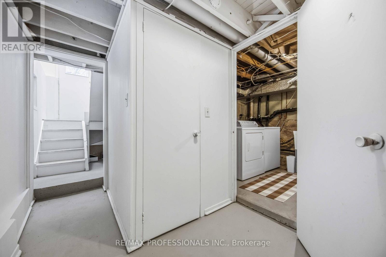 11 Bryant Avenue, Toronto, ON photo 21