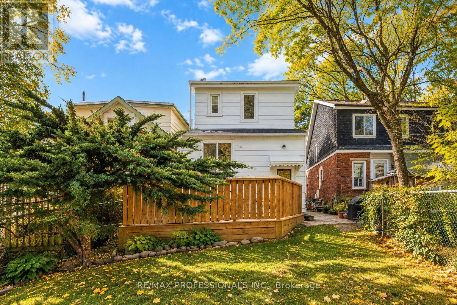 11 Bryant Avenue, Toronto, ON photo 26