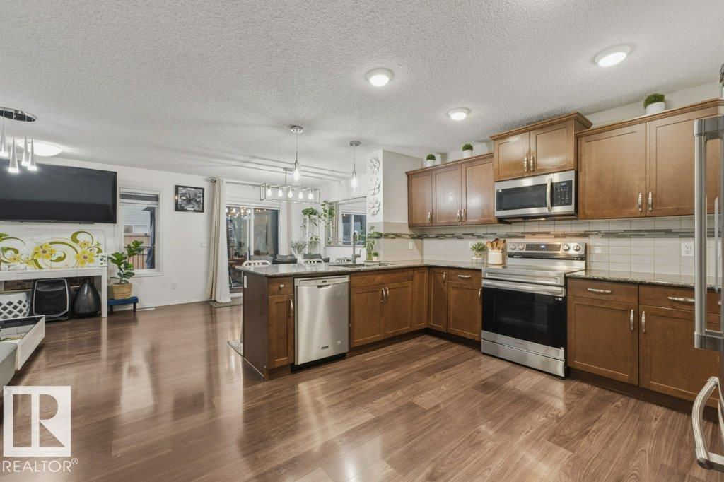 99 SPRINGWOOD WY, Spruce Grove — photo 10